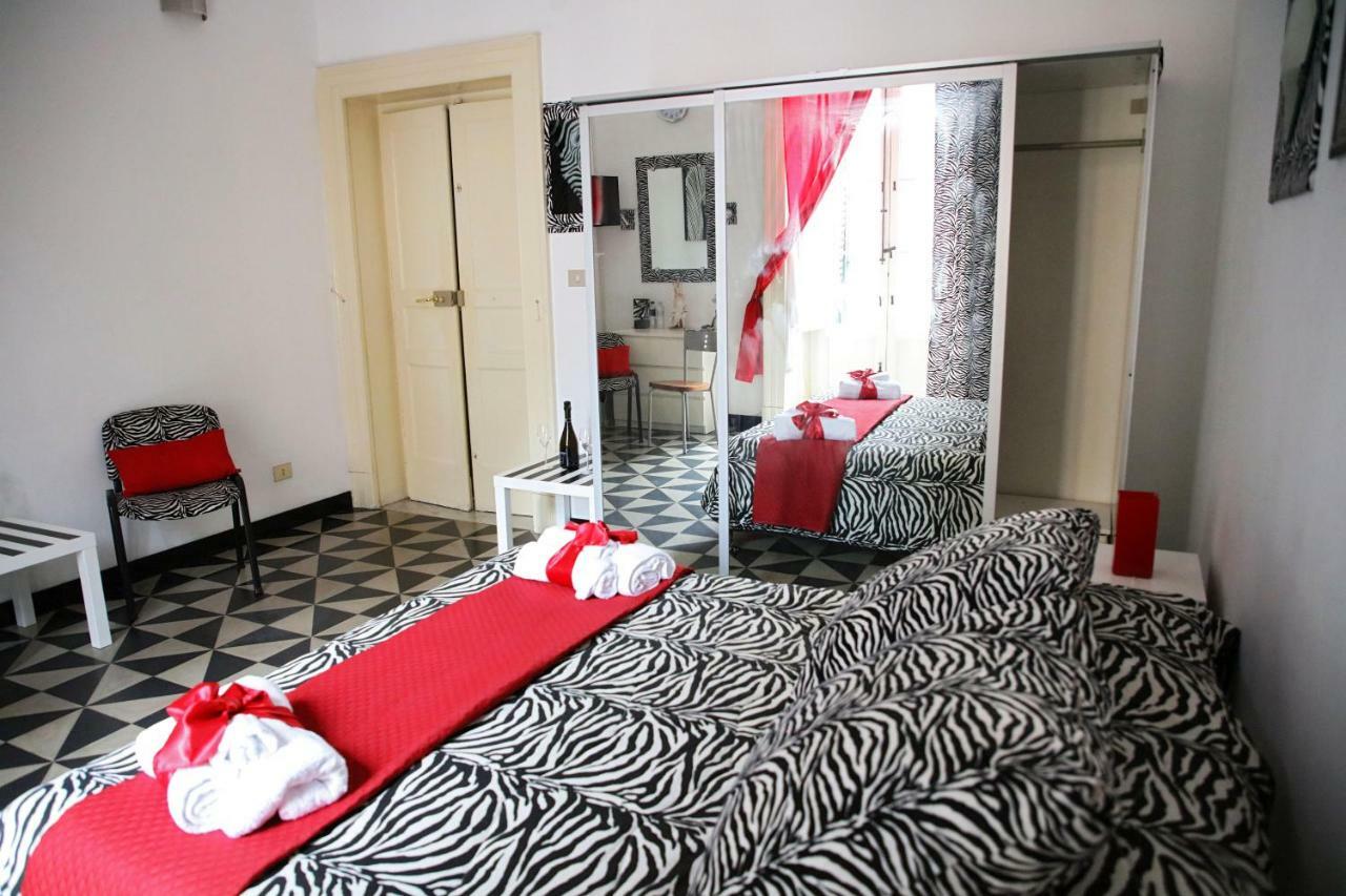 Pitagora House Hotel Taranto Exterior photo